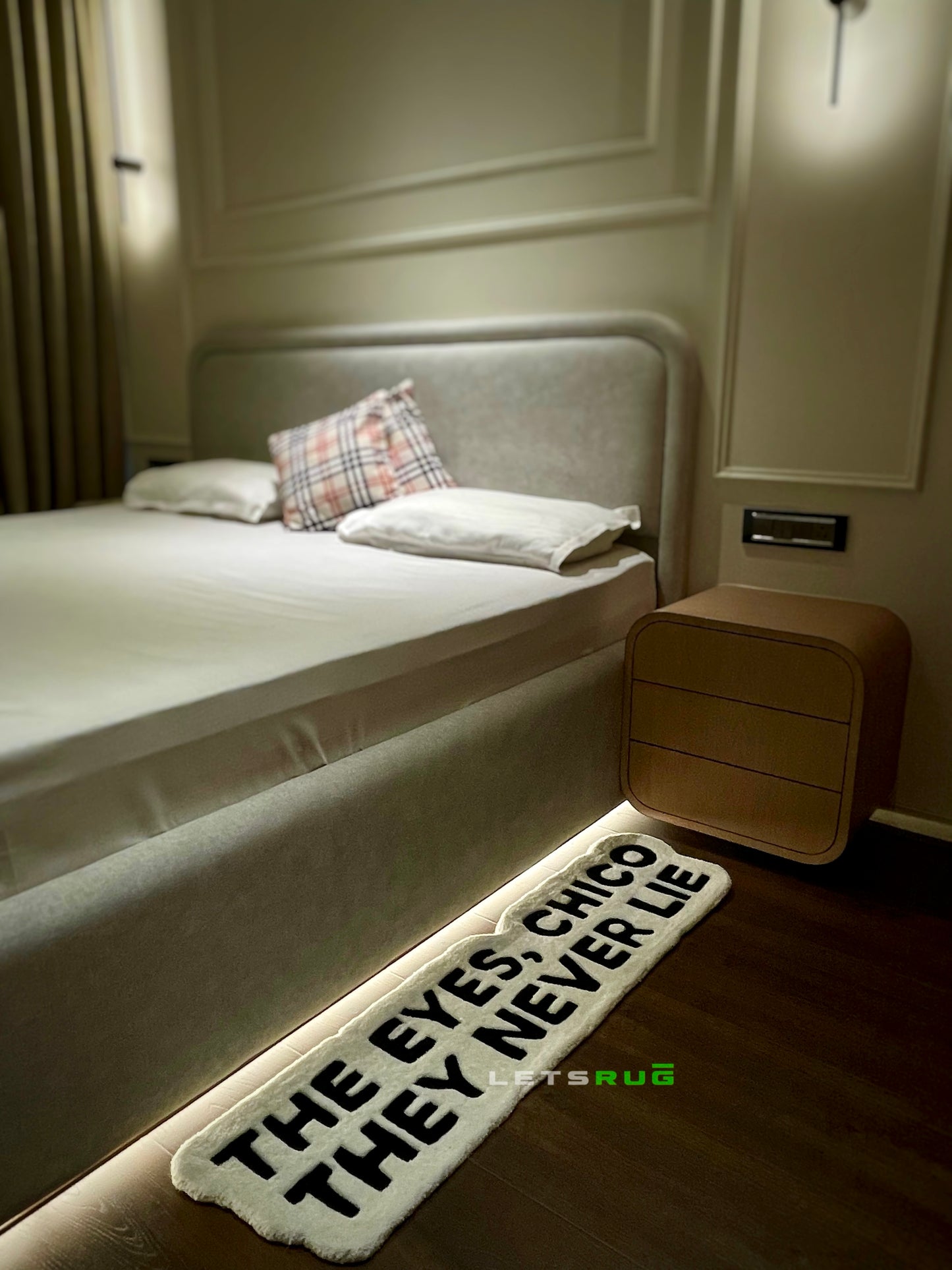 The Eyes Chico They Never Lie | HandTufted Rug