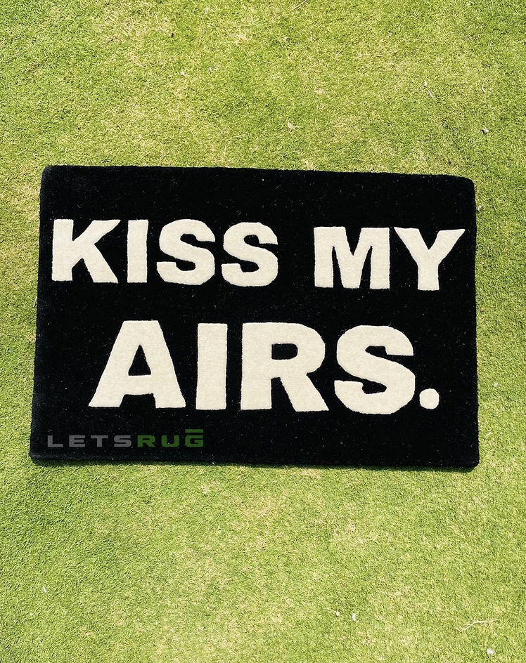 Kiss My Air Handtufted Custom Rug | LetsRug.in