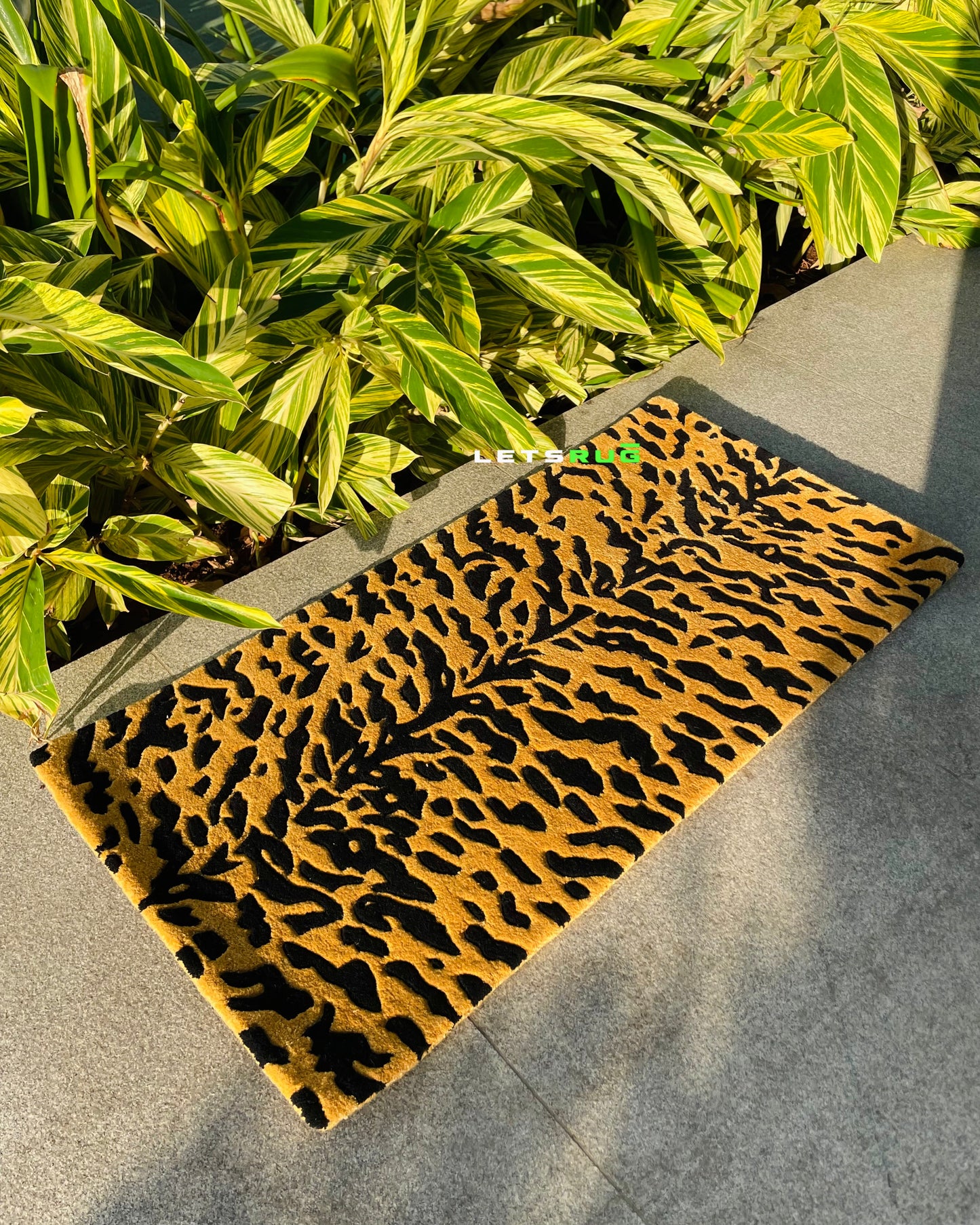 luxury Tiger Design Rug | HandTufted Custom Rug