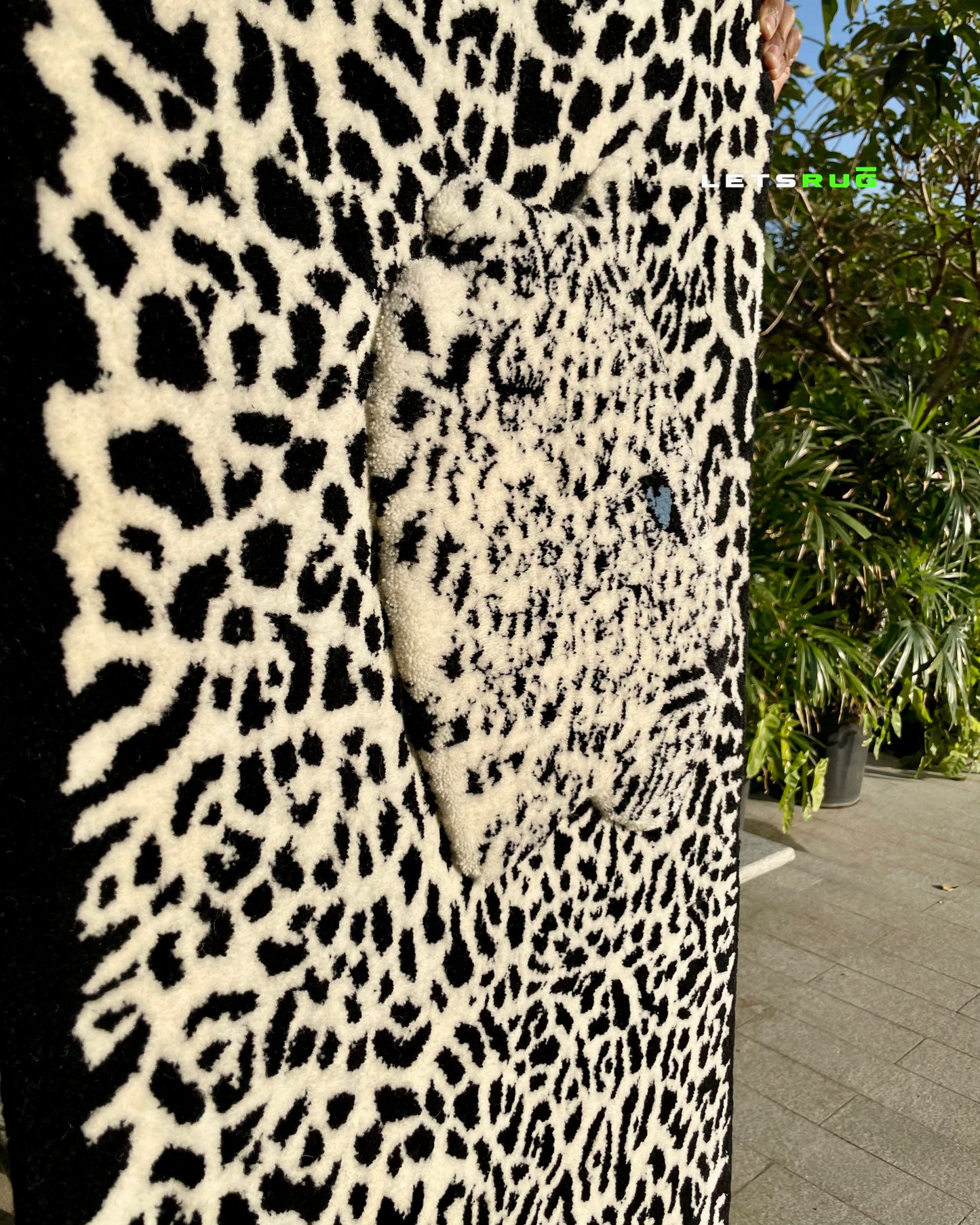 Luxury Snow Leopard Design Layered Rug | HandTufted Custom Rug