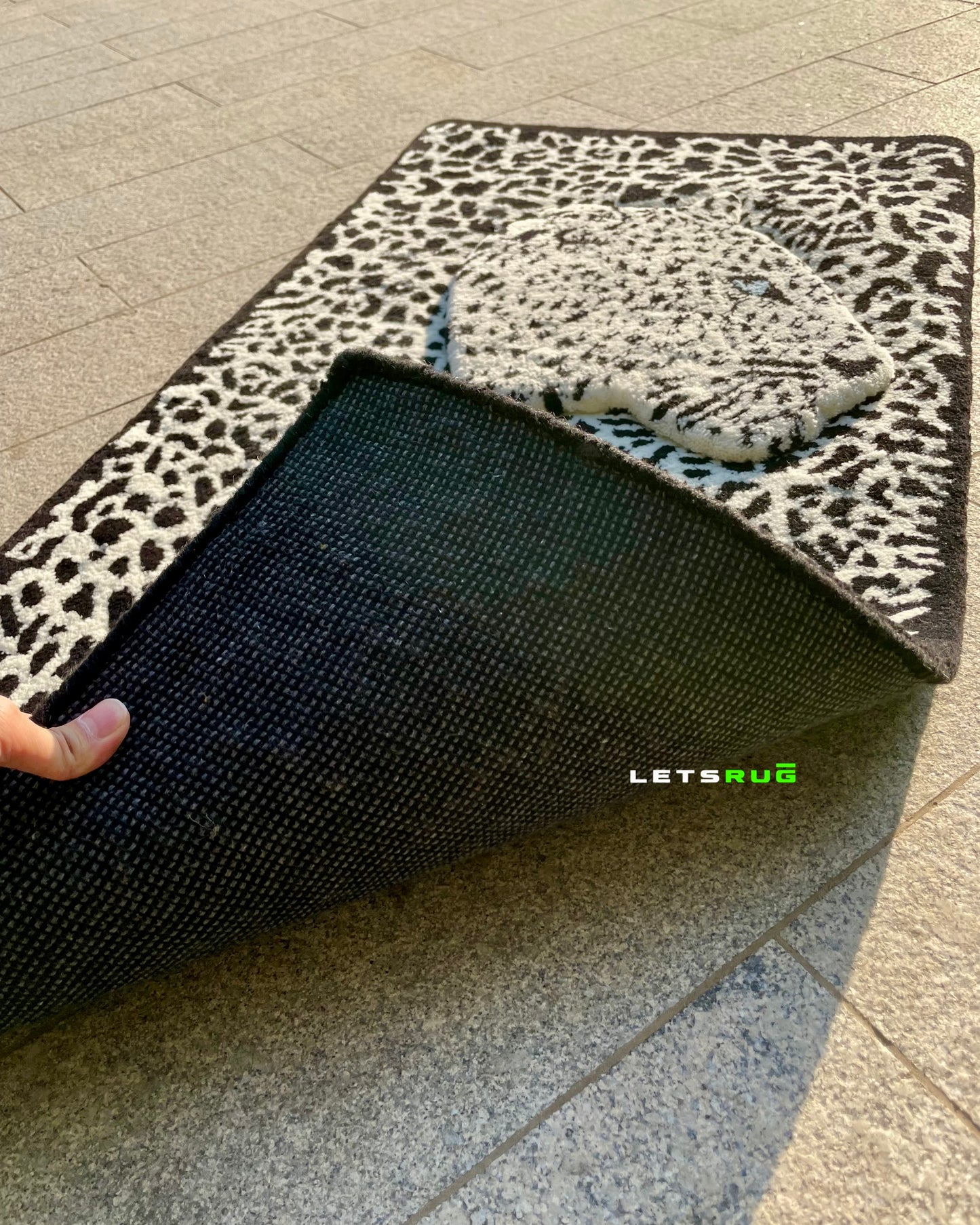 Luxury Snow Leopard Design Layered Rug | HandTufted Custom Rug