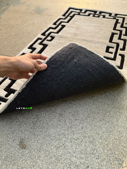 Imperial Frame Rug | HandTufted Custom Rug